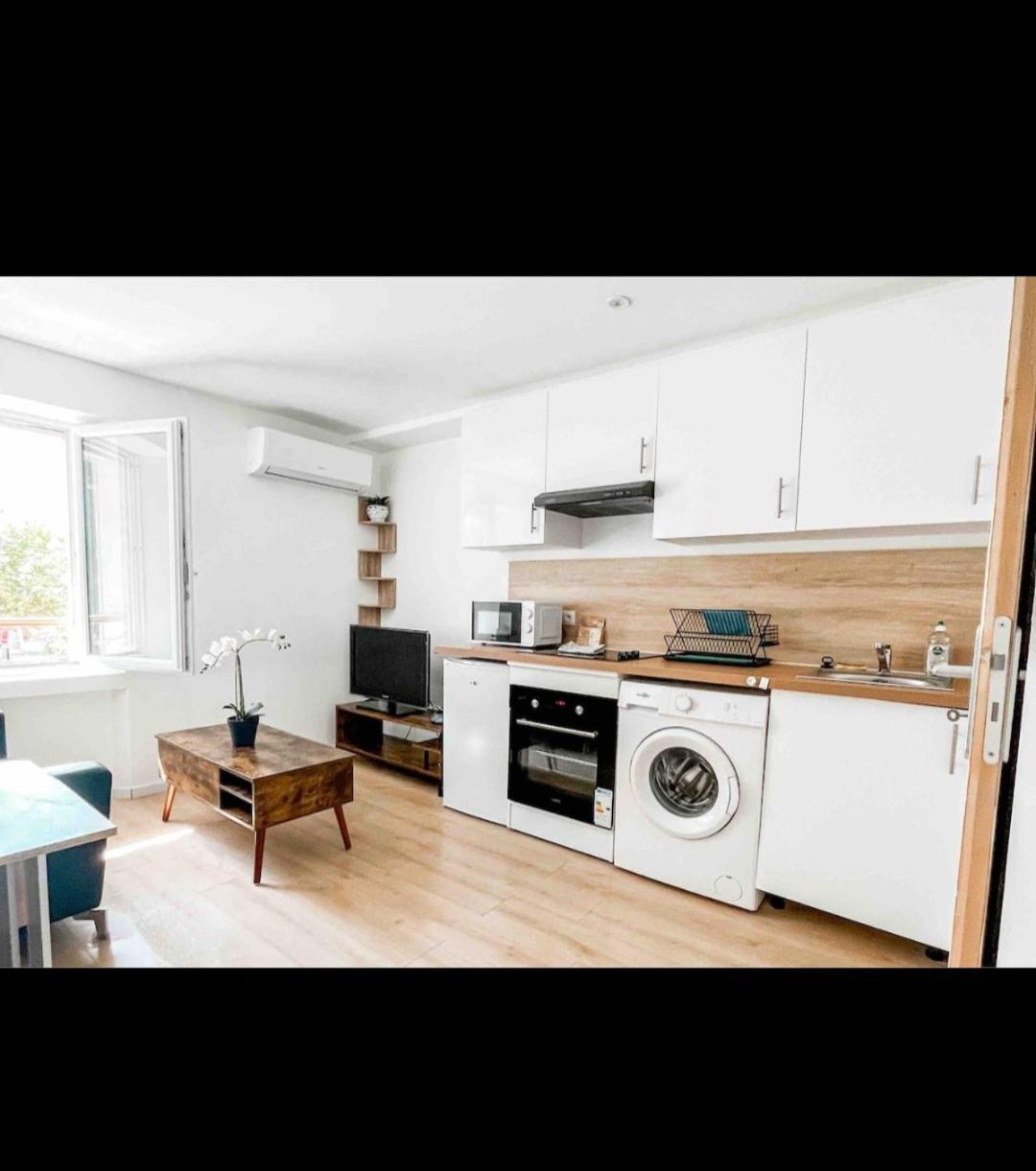ラ・クロLa Chrysalideアパートメント 部屋 写真